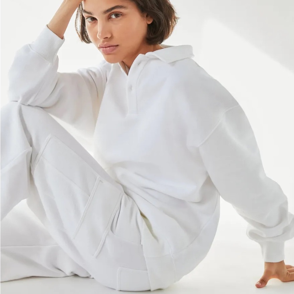 Aritzia Polo Boyfriend Sweatshirt